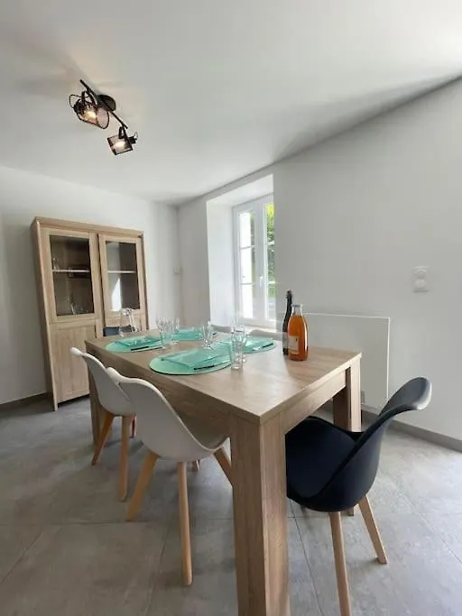 Holiday home Notre Essentiel Gite En Bretagne Ploerdut
